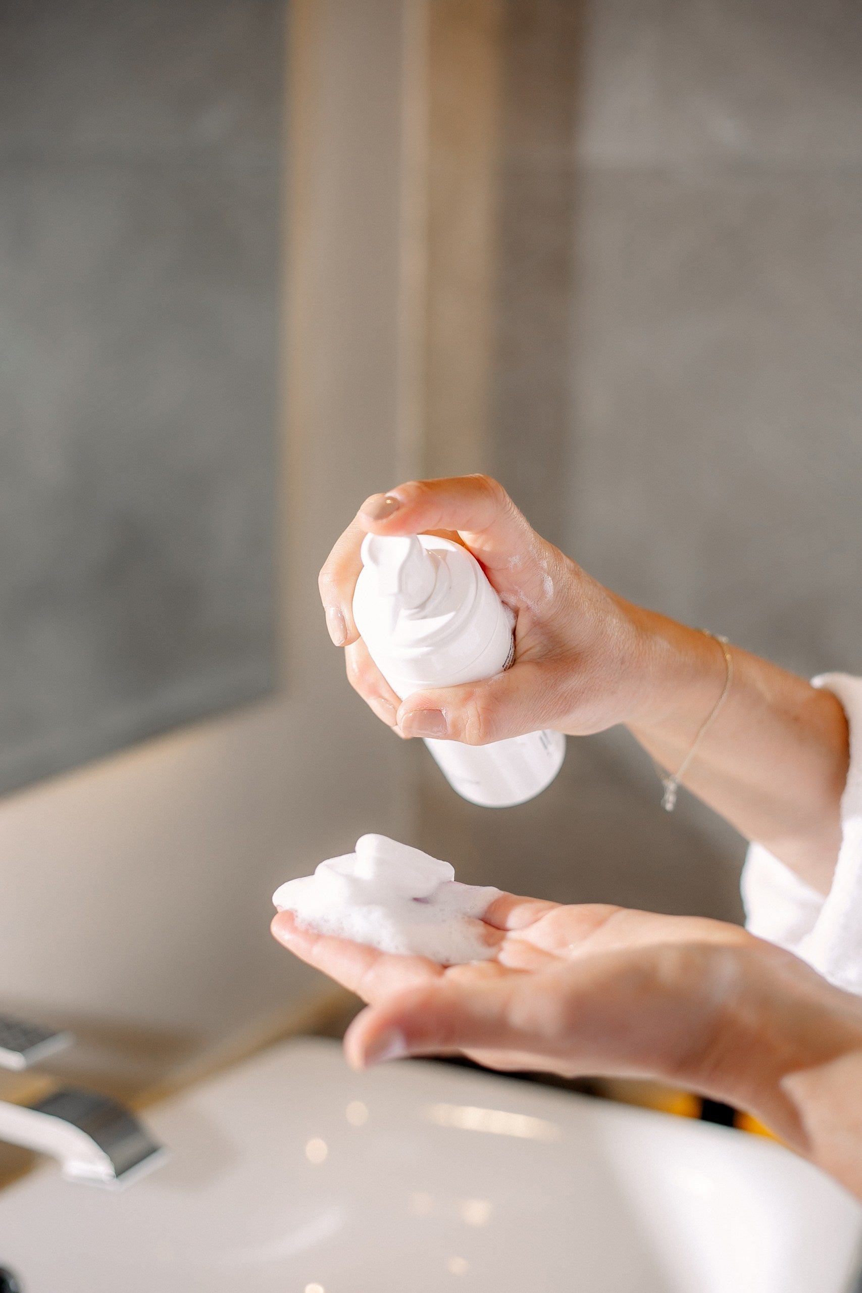 AHA CLEANSER INTENSE FOAM