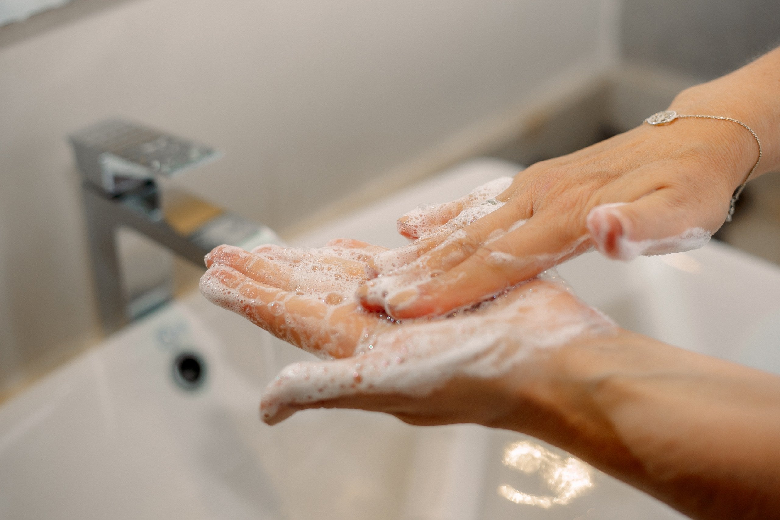 CLEANSER SENSITIVE FOAM